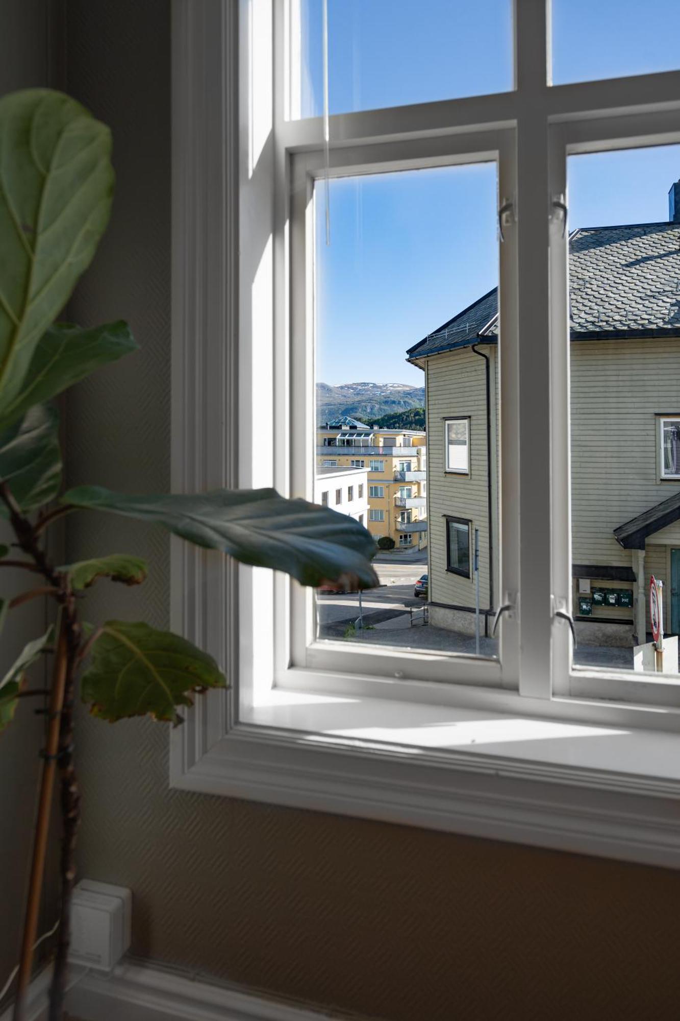 Sunny Apartment In Alesund City Exterior photo